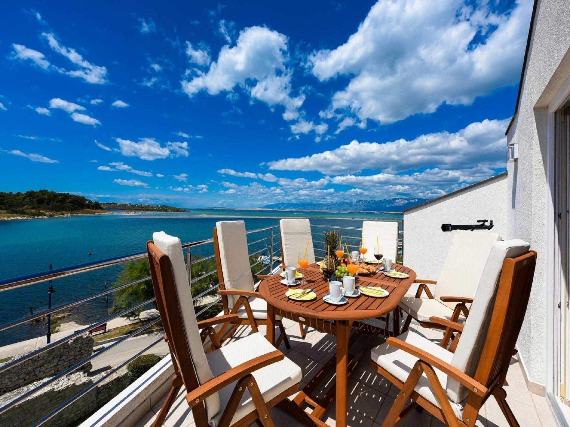 Modern Villa In Nin With Terrace エクステリア 写真