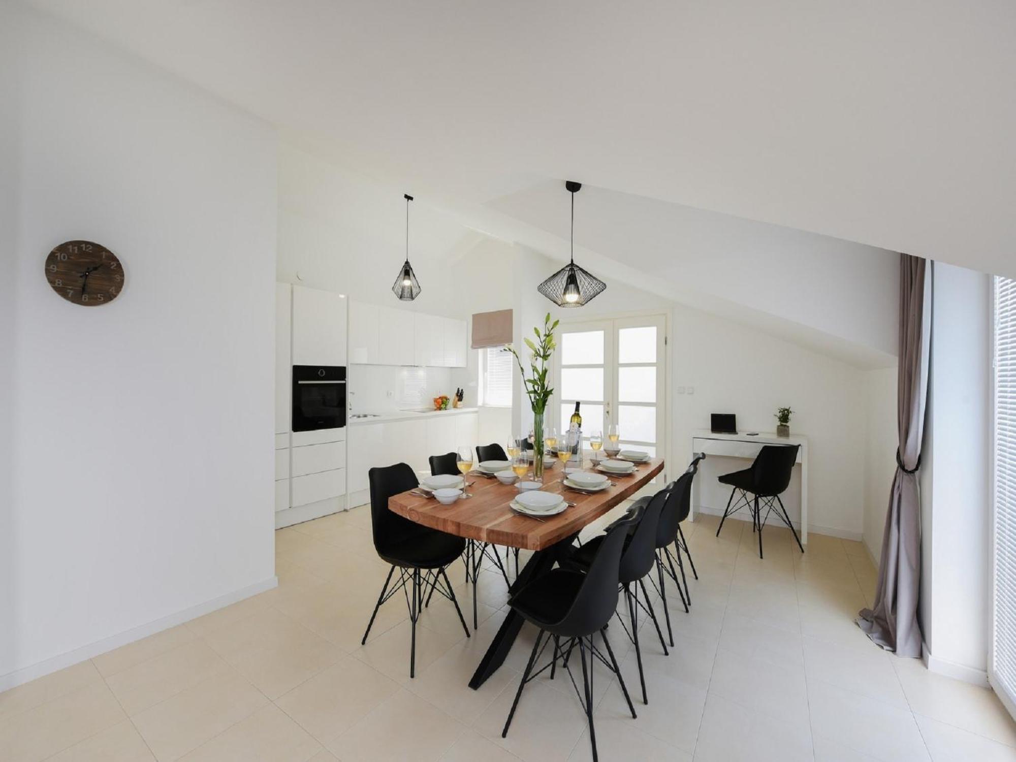Modern Villa In Nin With Terrace エクステリア 写真