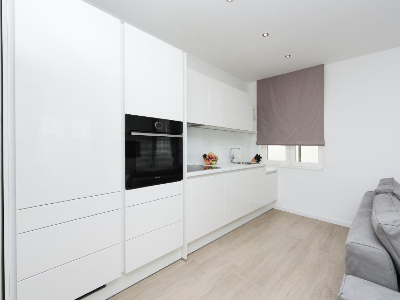 Modern Villa In Nin With Terrace エクステリア 写真